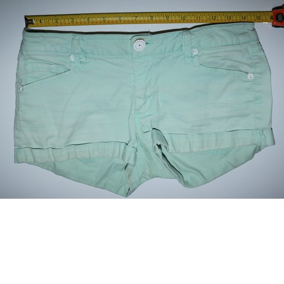 BCBG BCBGeneration Shortie Shorts - Waist 29x1.5 Inseam - Length 9 - Rise 8 - Picture 2 of 8